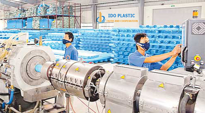 NGÀNH NHỰA VÀ NỖI LO BỊ THÂU TÓM